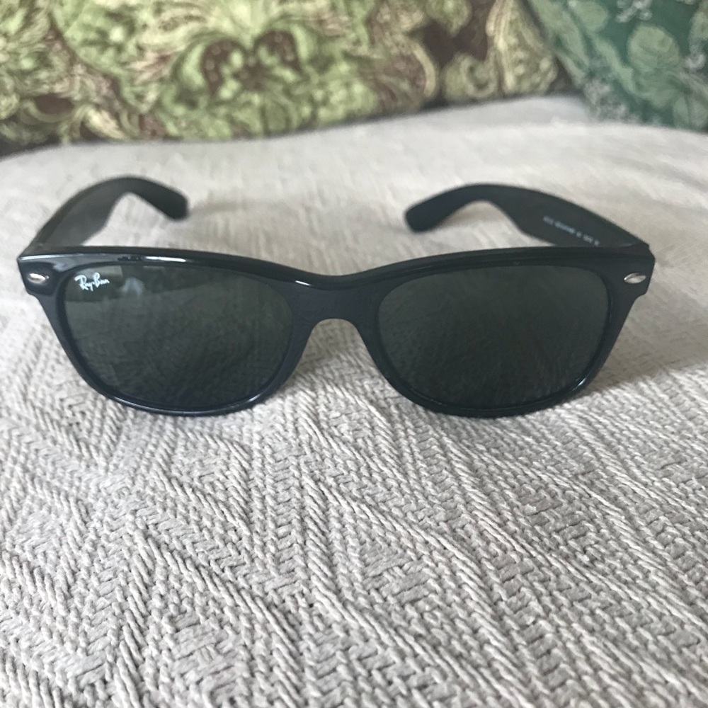 Ray Ban Original Wayfarer sunglasses